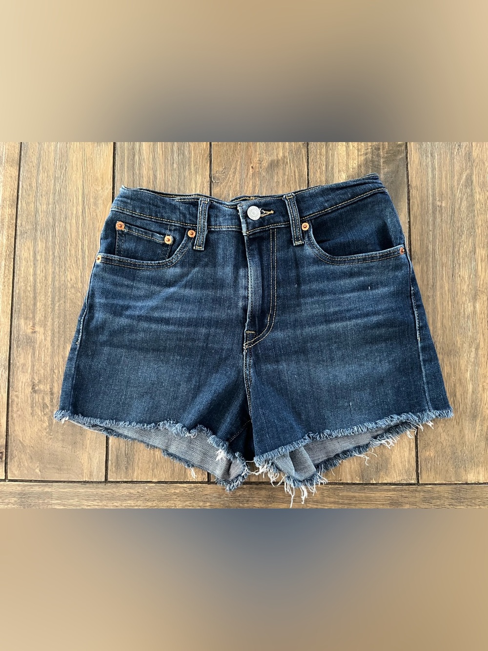 Levi’s High-Rise Dark Blue Denim Cutoff Shorts Women’s size 27